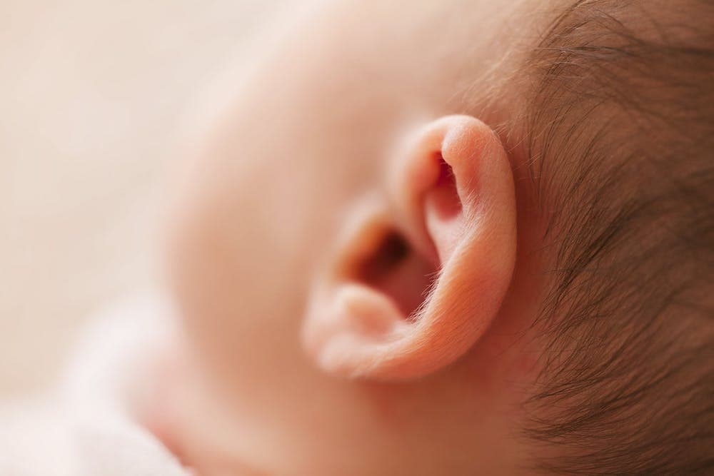 Teste da orelhinha no bebê
